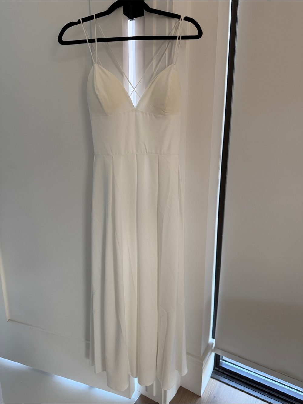 Elegant White Spaghetti-Strap Maxi Dress